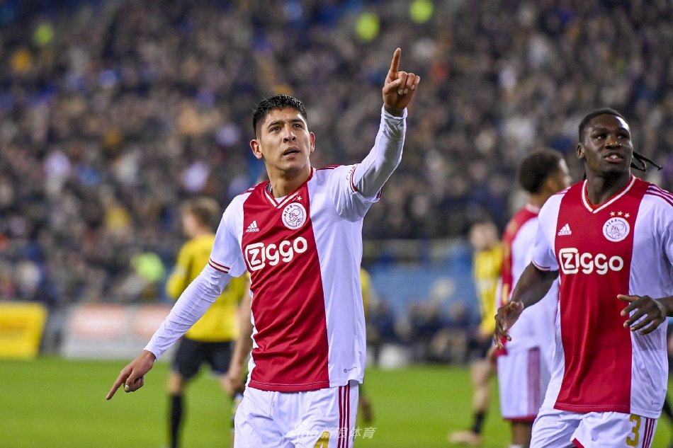 且表现持续 且表现持续